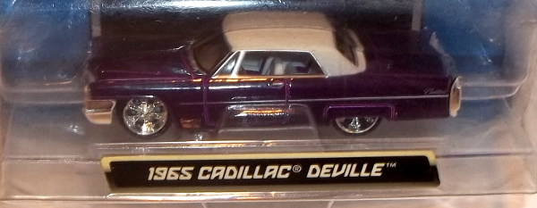 Maisto All Stars RED purple1965 Cadillac Deville with White Top CLOSEUP