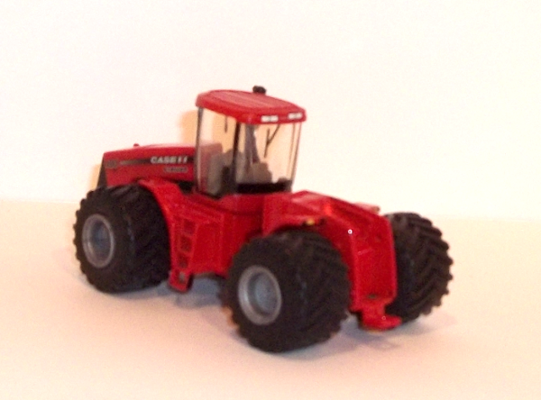 480 Case Steiger large red tractor - rear view - jumbo tires