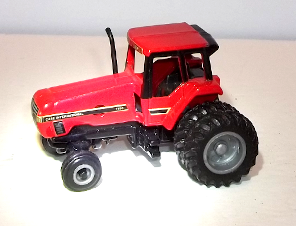 7150 Red Case International Tractor with double rear tires (left side view)