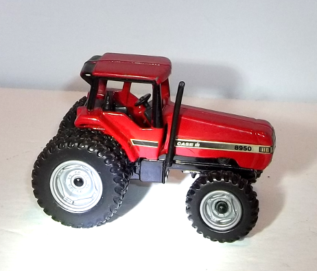 8950 Red Case IH Fwa Magnum Tractor with Dual rear wheels (right side view)