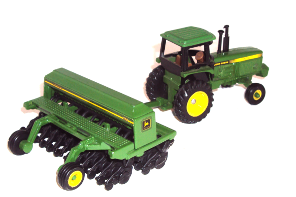 John Deere Tradtor with grain drill #1560 (right-rear-view)