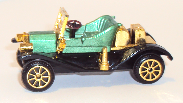 Miniature 1910 Ford Model T - 2 seater made in Hong Kong