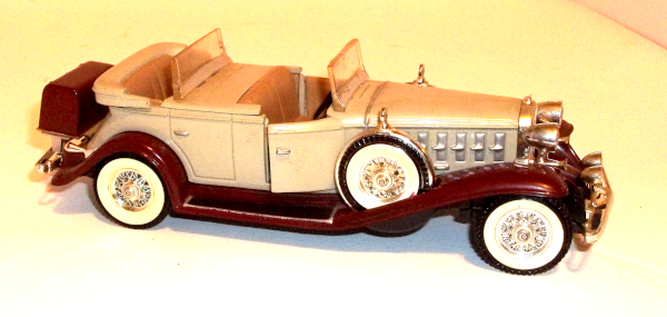 1932 Cadillac Phaeton V16 Convertible by Signature Models (right-side)